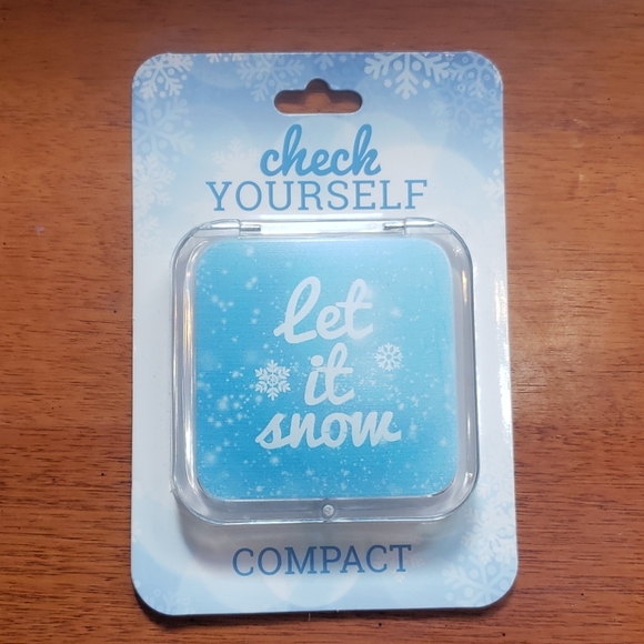 Holiday Let It Snow Compact - Picture 1 of 5